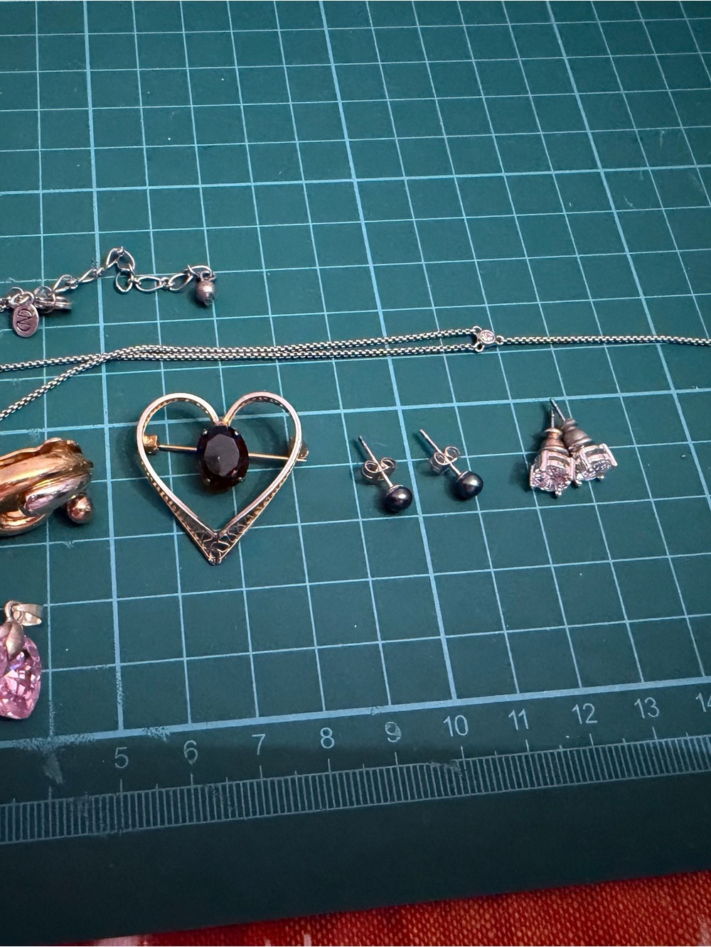 Lot of jewelry
